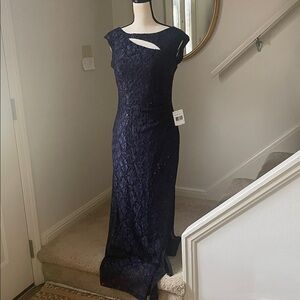 Connected Apparel Elegant Sequenced Lace withLining Navy Blue Evening Gown Size6